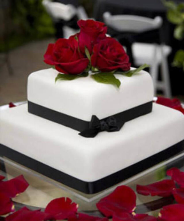 Bröllopstårta 3 (Düğün pastası)